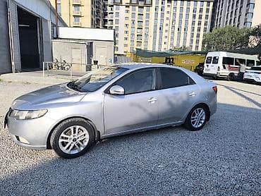 Kia Cerato: 2011 г., 1.6 л, Автомат, Газ, Седан — 2