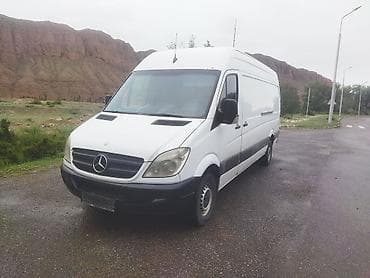 бампер передний спринтер: Легкий грузовик, Mercedes-Benz, Стандарт, 3 т, Б/у — 2