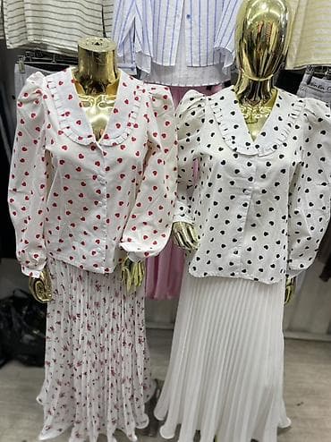 Блузки: Романтичная блузка с принтом «сердечки» - Белая основа с мелкими — 4