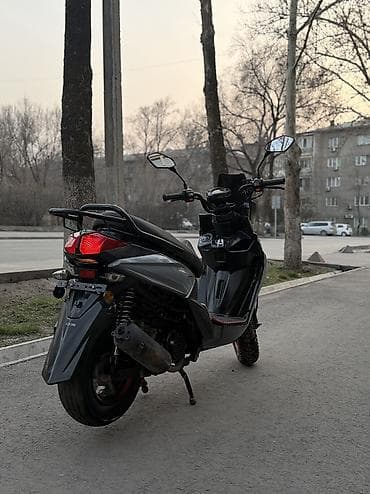 скутер грузовой: 150 куб. см, Бензин, Б/у — 5