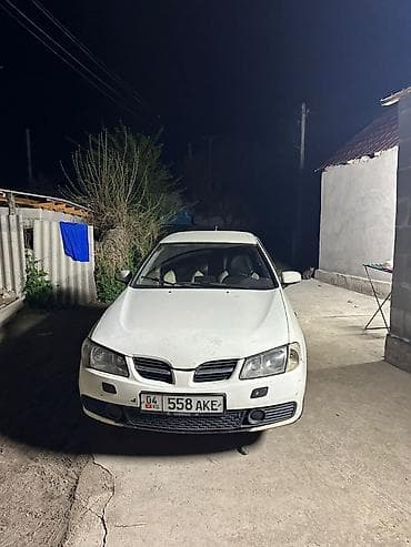 mir muz: Nissan Almera: 2000 г., 1.8 л, Хэтчбэк — 2
