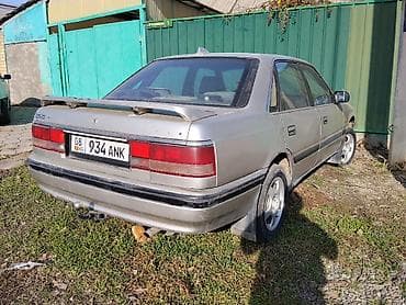 Mazda 626: 1987 г., Механика, Бензин, Седан — 3
