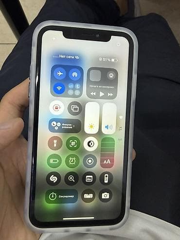 обмен айфон: IPhone XR, 64 ГБ, состояние на фото, а так кроме фейса полностью — 2