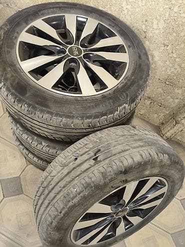 oz future: Колеса в сборе 215 / 60 / R 17, Комплект, Литые — 1