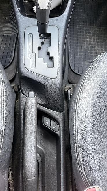 морнинн: Kia Morning: 2011 г., Автомат, Хэтчбэк — 8