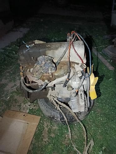 e50 amg: Двигатель бензиновый в сборе (карбюраторный), рядный 4-цилиндровый — 4