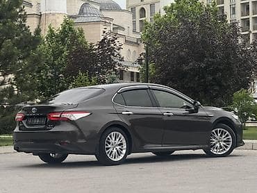 машы: Toyota Camry: 2019 г., 2.5 л, Вариатор, Гибрид, Седан — 6
