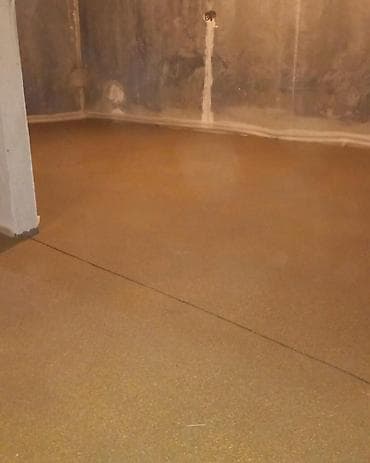 часы телефон: Полусухая стяжка всеми видами техники насосом по шлангу или с подъемом — 5