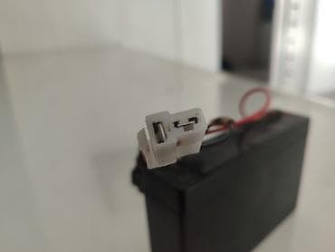 литий ионные: Аккумулятор для электроинструмента, Б/у, Самовывоз — 2