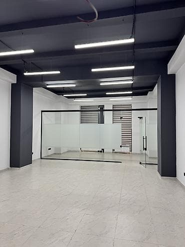 Коммерческая недвижимость: Аренда офисов, 65 м², В бизнес центре, С отдельным входом, С юридическим адресом — 3