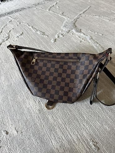 Поясная сумка, бананка, Louis Vuitton, Материал: Экокожа, Унисекс