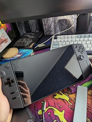 xbox box: Игровая портативная консоль Lenovo Legion Go Продаю свою консоль — 1