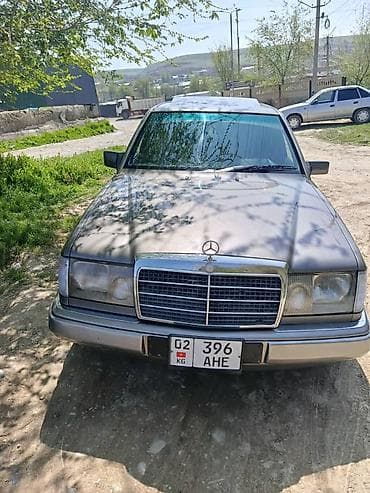панель на мерс: Mercedes-Benz W124: 1993 г., Ручные, Бензин, Седан — 1