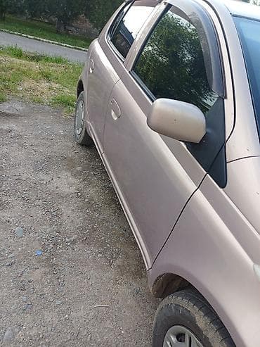 carplay android: Toyota Vitz: 2001 г., 0.1 л, Автомат, Бензин, Седан — 1