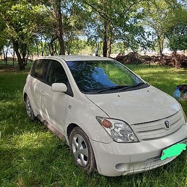 малолитражка машина: Toyota Ist: 2003 г., 1.3 л, Автомат, Бензин, Хэтчбэк — 3