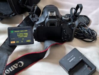 Продам Фотоаппарат модель Canon 600D Conon ZOOM Lens EF 18-55mm1:3