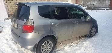honda git: Honda Fit: 2004 г., 1.3 л, Автомат, Бензин, Хэтчбэк — 3