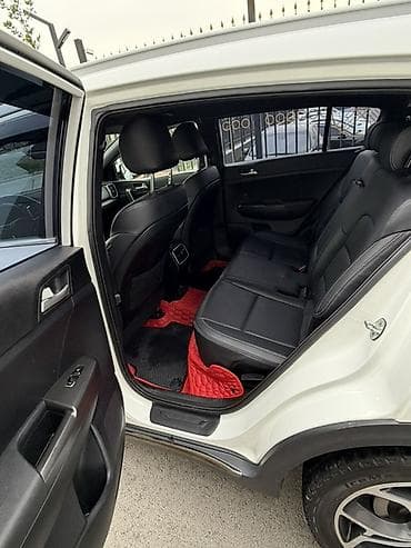 срв 2017: Kia Sportage: 2018 г., 2 л, Автомат, Дизель, Кроссовер — 4