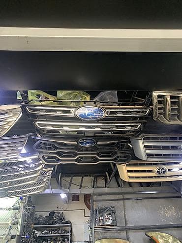 Решетка радиатора Subaru 2020 г., Б/у, Оригинал