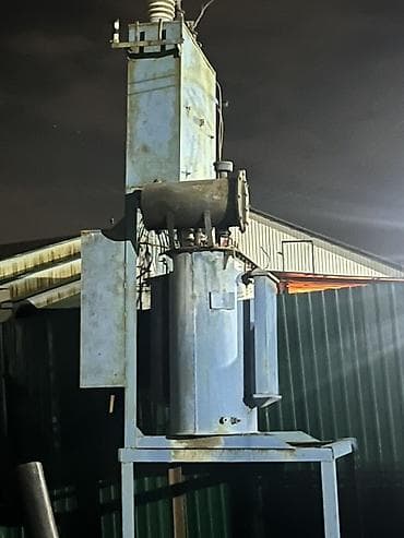 Масляный силовой трансформатор на эстакаде - Тип: распределительный