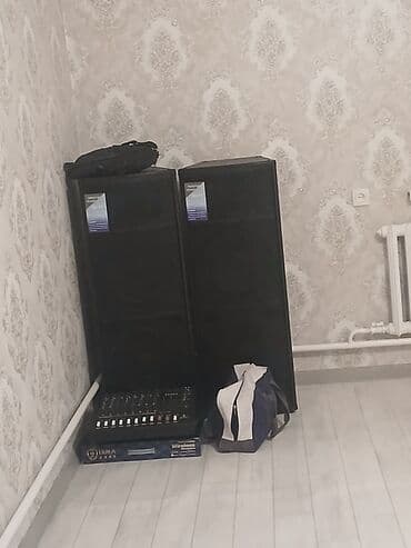 колонка микшер усилитель динамик: Профессиональный комплект звукоусиления Состав: - Две напольные — 1