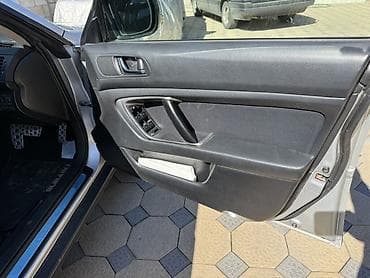 Продажа авто: Subaru Outback: 2003 г., Автомат, Бензин, Универсал — 10