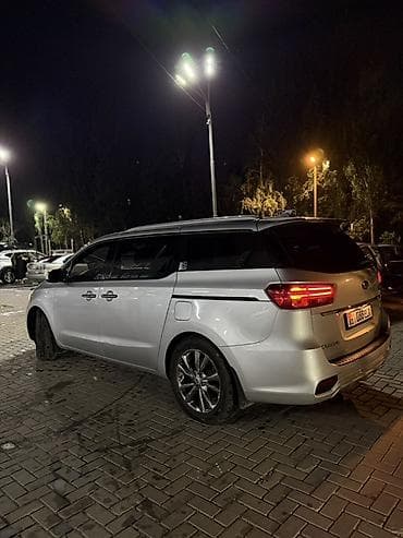 Унаа сатуу: Kia Carnival: 2019 г., 2.2 л, Автомат, Дизель, Вэн/Минивэн — 5