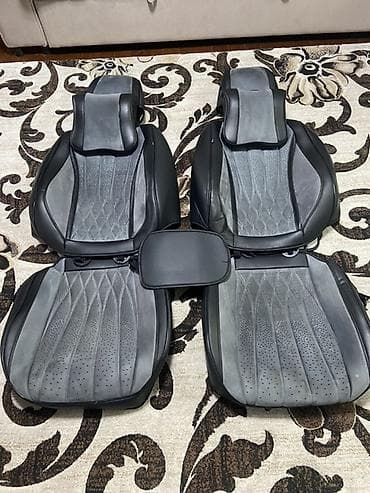 обивка: Чехлы Экокожа, С подушкой, цвет - Черный, Б/у, Самовывоз — 1