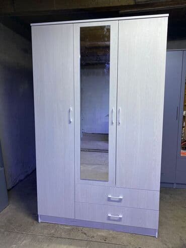 Столдор: Шкаф 130×215 Россиянын ломинантынан жасалган сапаты соонун.Шаар ичине — 3