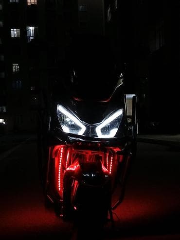 скутер сузуки 125 кубов: Макси-скутер Yamaha, 150 куб. см, Бензин, Б/у — 1