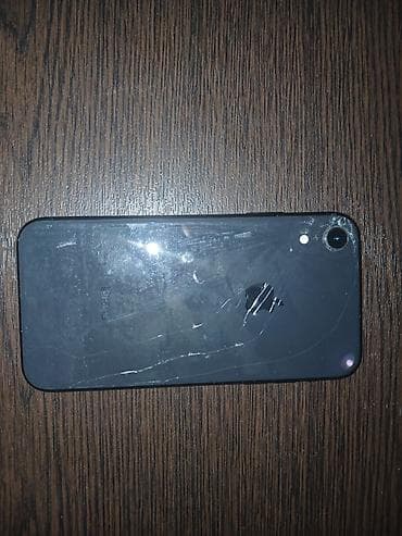 msi creator: IPhone SE 2020, Черный — 3
