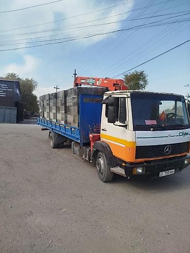 скупка ящиков: Услуги манипулятора (бортовой кран-манипулятор) - Автомобиль Mercedes — 6