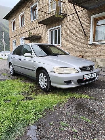 Honda: Honda Accord: 2001 г., 1.8 л, Механика, Бензин, Седан — 4