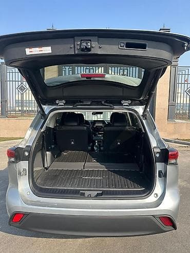 toyota highlander: Toyota Highlander: 2020 г., 3.5 л, Автомат, Бензин, Кроссовер — 7