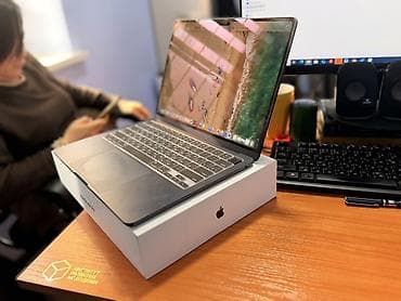 macbook air m3: Для учебы, Apple M2 — 1