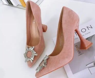 каблуки 41: Туфли — 1