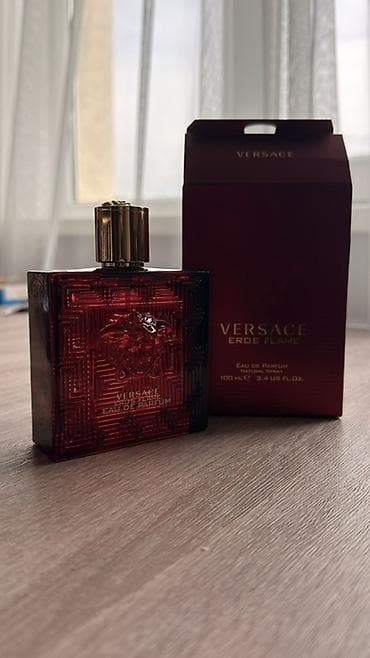 Versace Eros Flame Eau de Parfum, 100 мл (3.4 fl.oz), распылитель