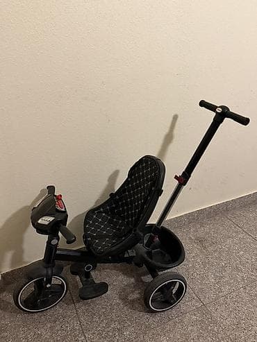 Детский трёхколёсный велосипед-каталка с родительской ручкой Б/У -