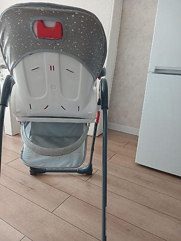 small table: Продаю стульчик для кормления в отличном состоянии Фирма Shenma — 5