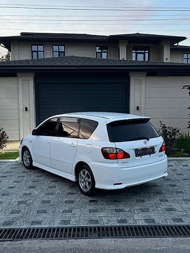 japan cargo: Toyota Ipsum: 2004 г., 2.4 л, Автомат, Бензин, Минивэн — 2