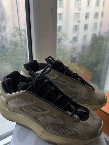 adidas yeezy 700: Мужские кроссовки, 41, 41.5, Adidas, Б/у — 3