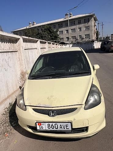 5 5 210: Honda Fit: 2002 г., 1.3 л, Вариатор, Бензин, Пикап — 1