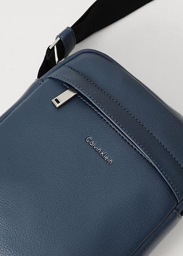 сумка полене: Calvin Klein оригинальная барсетка (новая, в упаковке) Продаю — 4