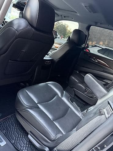 Продажа авто: Cadillac Escalade: 2019 г., 6.2 л, Автомат, Бензин, Внедорожник — 6