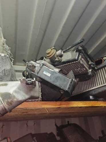 Автозапчасти: Интеркулеры Субару б.у оригинал привозные из Японии цена зависит от — 1