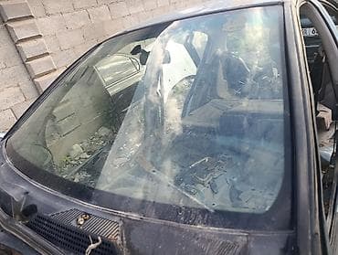 Nissan Almera N16 
Ниссан Алмера н16 2000г
Лобовое стекло почти новый