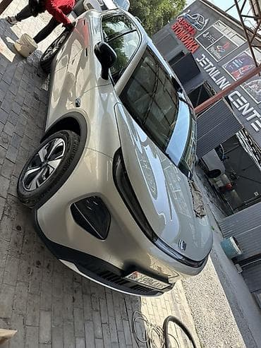 Транспорт: Changan Qiyuan Q05: 2026 г., 0.1 л, Автомат, Электромобиль, Фастбек — 2