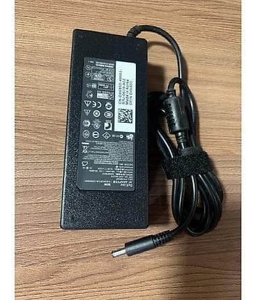 совы: Сетевой адаптер питания Dell 90W - Модель: Dell AC Adapter 90W — 1