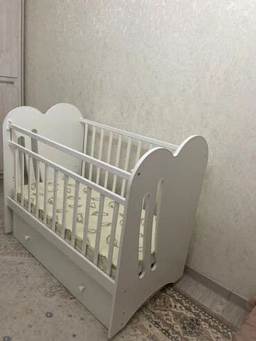 мебель для детских садов: Манеж-кровать, Б/у, С комодом, Дерево — 8