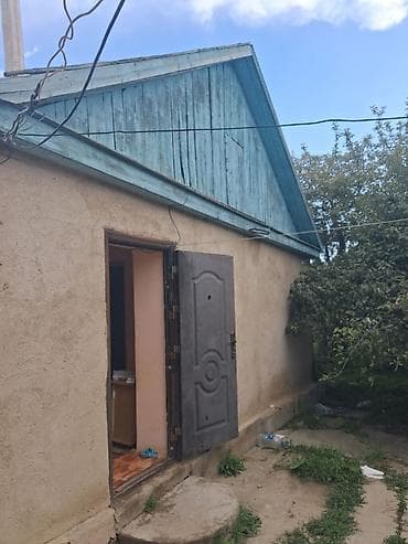 Дома: 2 дома на участке. Есть возможность обмена на другую недвижимость — 1